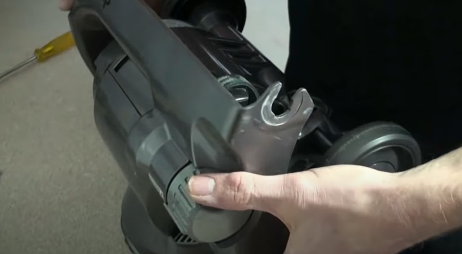 Dyson Motor Replacement remove the cleaner head